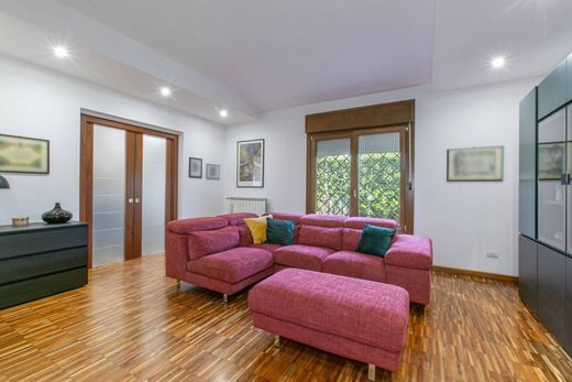 Villa in Pomezia, Rome