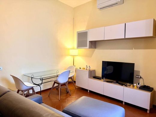 Apartment / Etagenwohnung in Florenz, Toskana