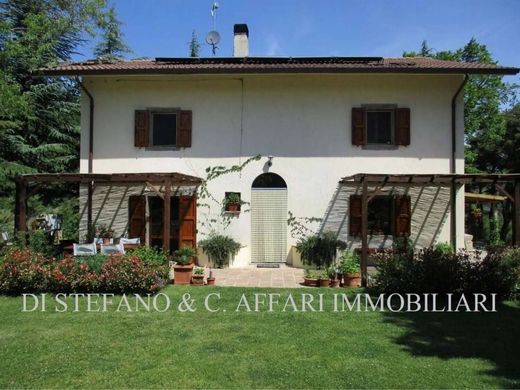 郊区住宅  Cesena, 弗利省