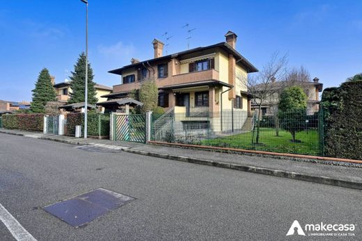 别墅  Dresano, 米兰省