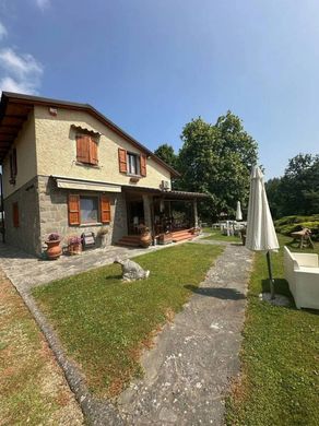 Country House in Castel San Niccolò, Province of Arezzo