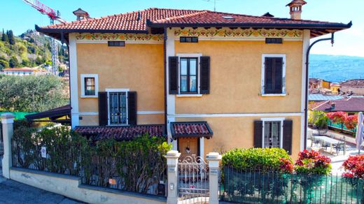 Villa in Toscolano-Maderno, Provincia di Brescia