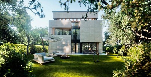 Villa in Burago di Molgora, Provincia di Monza e della Brianza