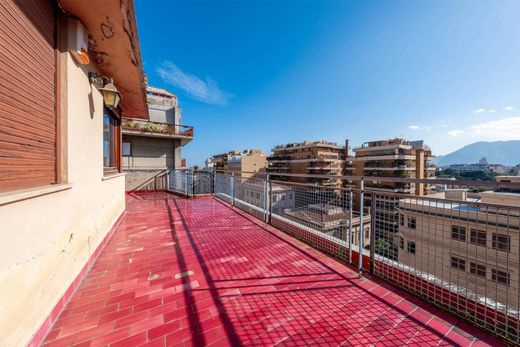 ‏דירת פנטהאוז ב  פלרמו, Palermo