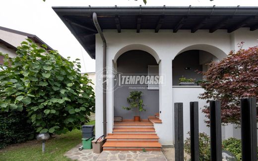 Villa in Seriate, Provincia di Bergamo