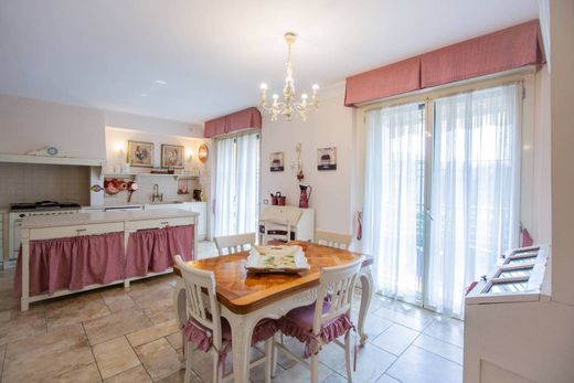 Attico a Cassina de' Pecchi, Milano