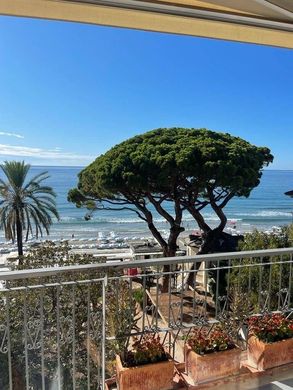 ﺷﻘﺔ ﻓﻲ Alassio, Provincia di Savona