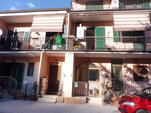 Apartment in Riano, Rome