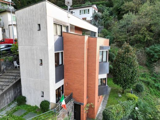 Appartement in Campione d'Italia, Provincia di Como