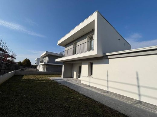 Villa in San Zeno Naviglio, Provincia di Brescia