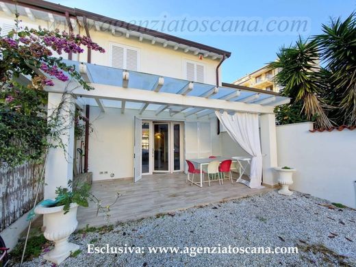 Villa in Forte dei Marmi, Provincia di Lucca