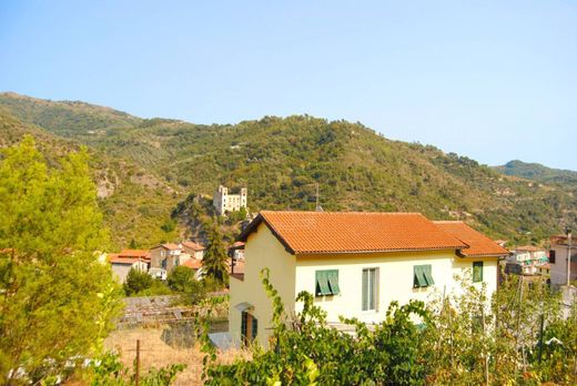 Villa Dolceacqua, Imperia ilçesinde