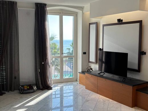 Apartamento - Arenzano, Génova