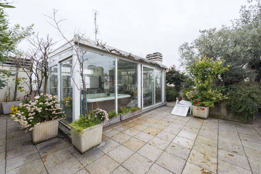 套间/公寓  米蘭, 米兰省