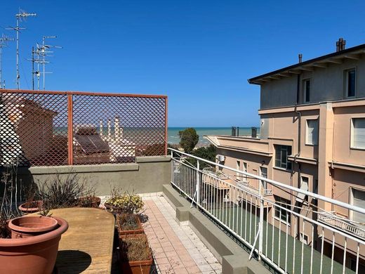 Penthouse in Pescara, Provincia di Pescara