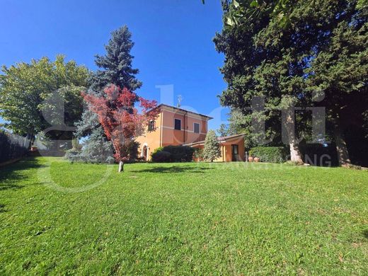 ﻓﻴﻼ ﻓﻲ Palestrina, روما