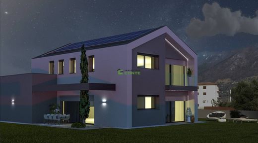 Villa a Pove del Grappa, Vicenza