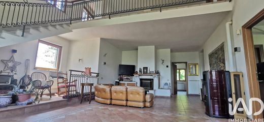 Villa in Montopoli in Sabina, Provincia di Rieti