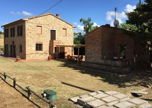 Country House in Peccioli, Pisa