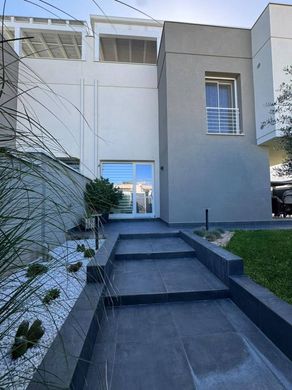 Villa a Terrasini, Palermo