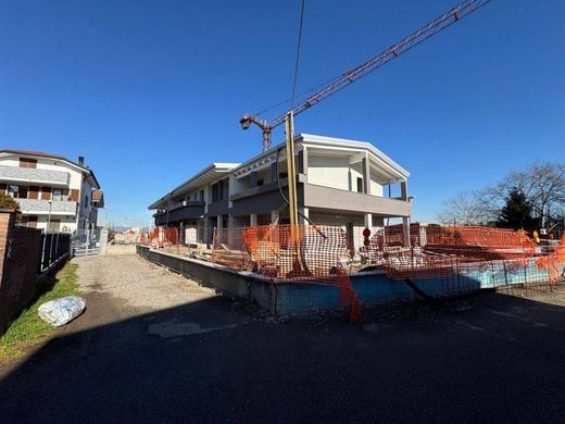 빌라 / Cesate, Città metropolitana di Milano