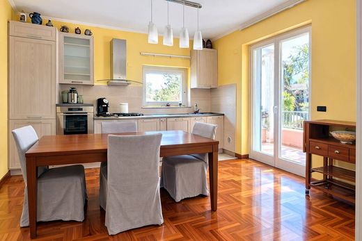 Villa in Segni, Rome