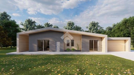 Villa in Borgaro Torinese, Turin