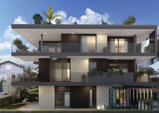 Piso / Apartamento en Desenzano del Garda, Provincia di Brescia