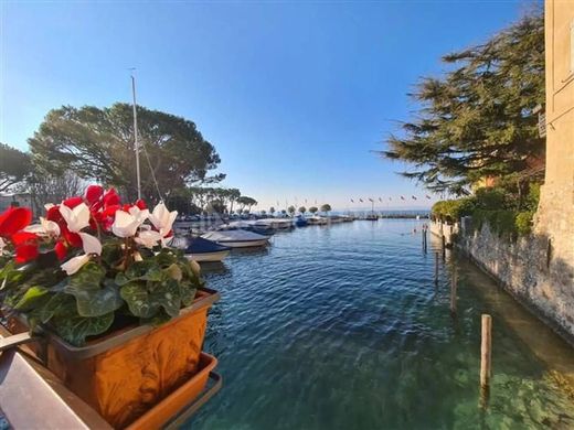 Penthouse à Sirmione, Provincia di Brescia