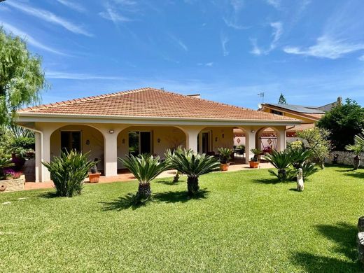 Villa in Cinisi, Palermo