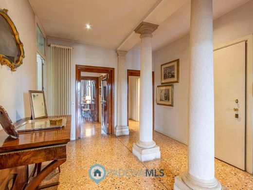 Appartement in Padua, Provincia di Padova