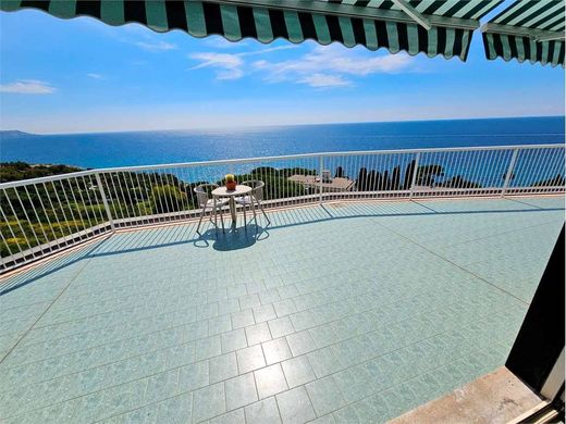 Penthouse San Remo, Imperia ilçesinde