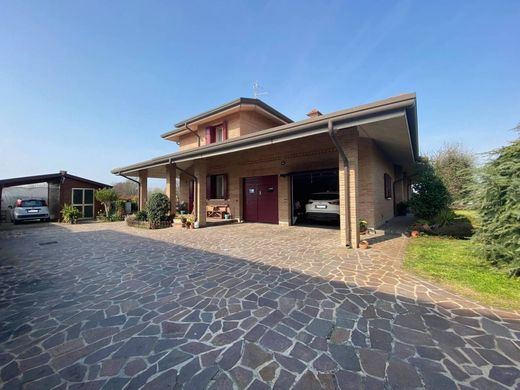 Villa in Occhiobello, Provincia di Rovigo