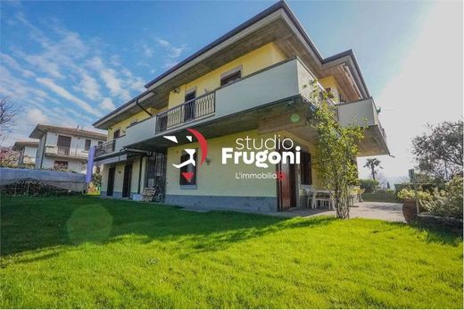 Вилла, Roè Volciano, Provincia di Brescia