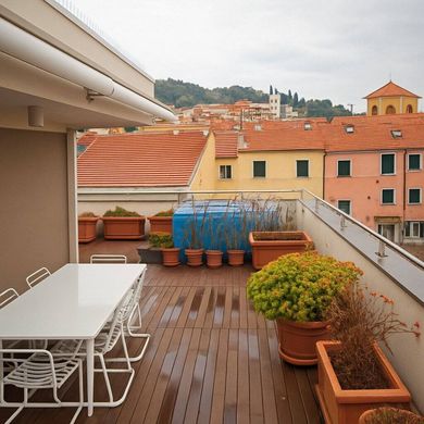 Penthouse in Imperia, Provincia di Imperia