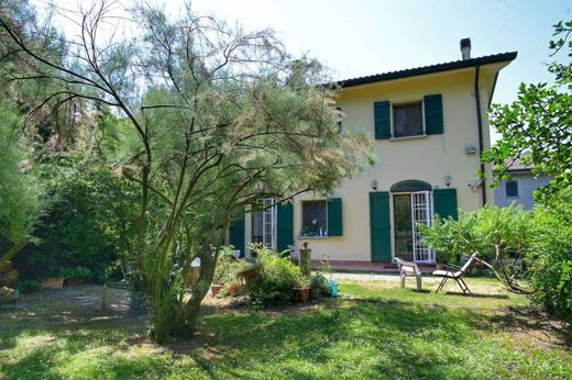 Country House in Castenaso, Bologna