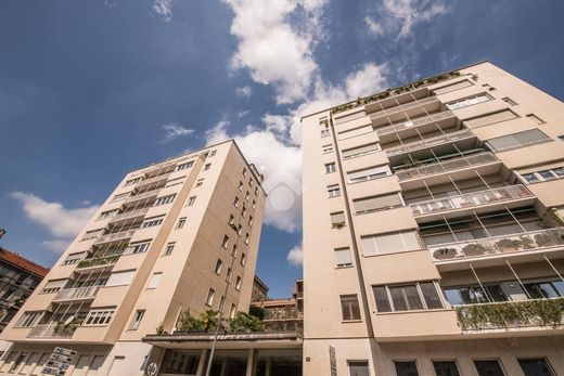 아파트 / 밀라노, Città metropolitana di Milano