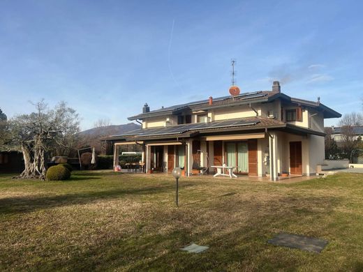 Вилла, Варезе, Provincia di Varese