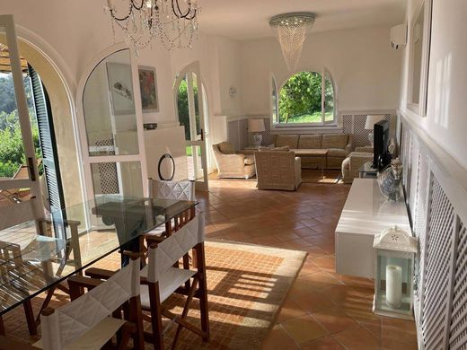 别墅  Portoferraio, 利沃诺省