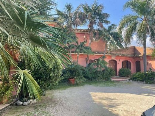 Villa in Syracuse, Sicily