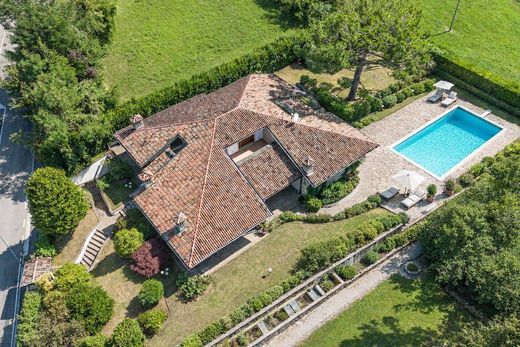 别墅  贝尔加莫, 贝尔加莫省