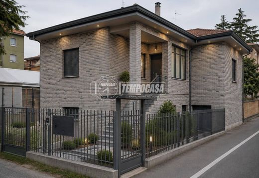 Terraced house in Cinisello Balsamo, Milan