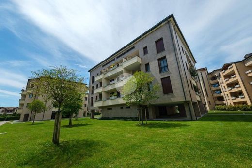 Apartment in Assago, Milan