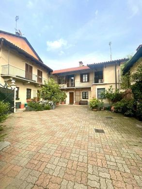 Villa in Rivoli, Turin