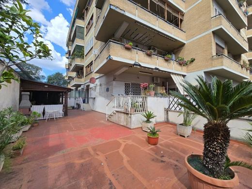 Apartment in Rome, Latium