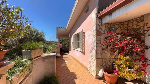 Villa a Roma, Lazio