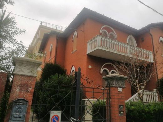 Villa in Fano, Pesaro and Urbino