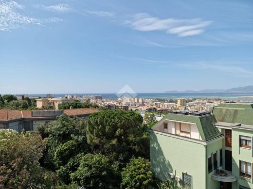 Piso / Apartamento en Cagliari, Provincia di Cagliari