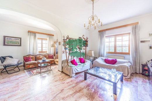 Villa a Camaiore, Lucca