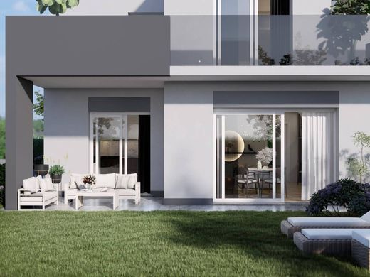 Villa en Veniano, Provincia di Como